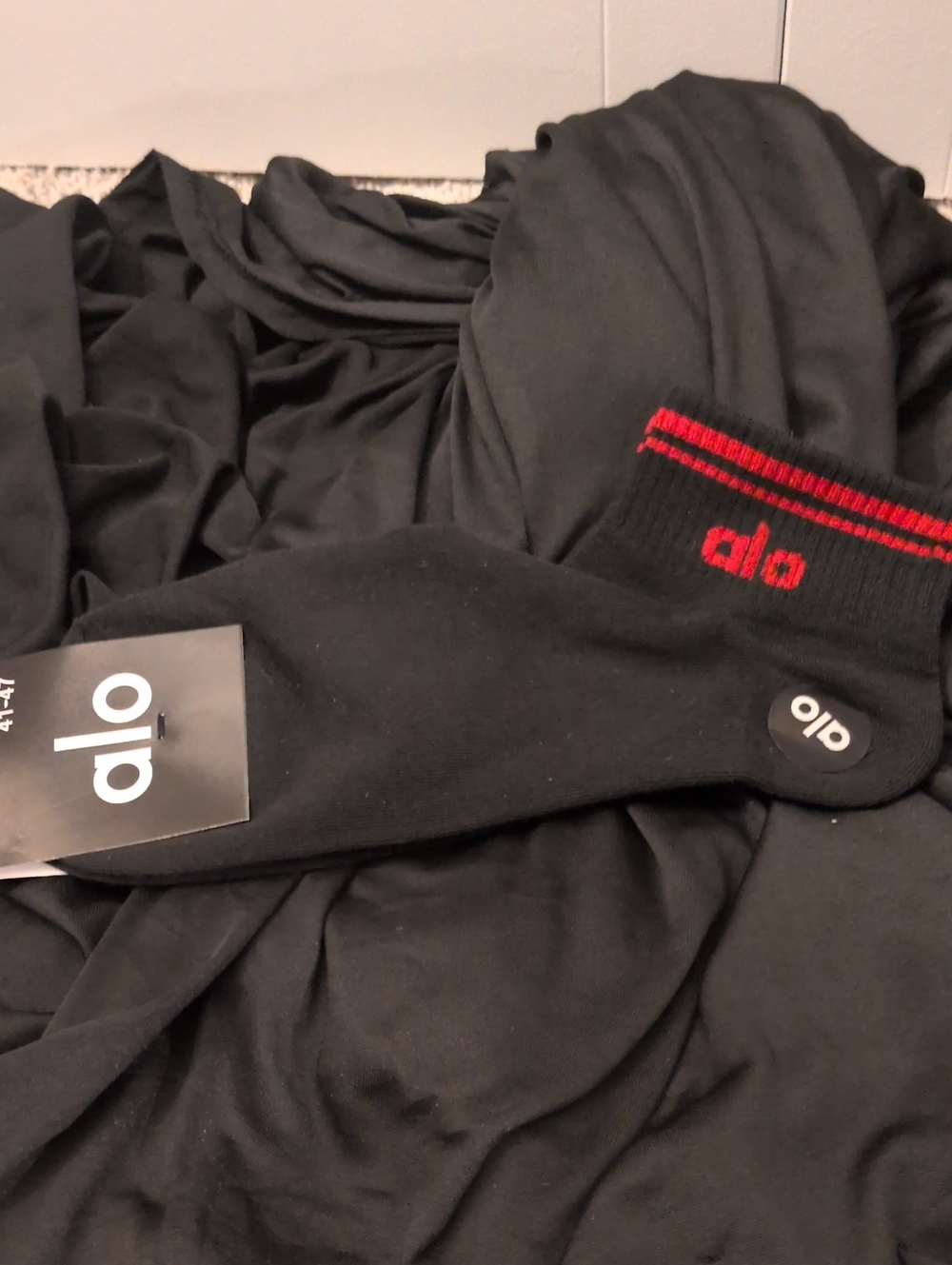 ALO Yoga Black Crew Athletic Socks with Red Stripe